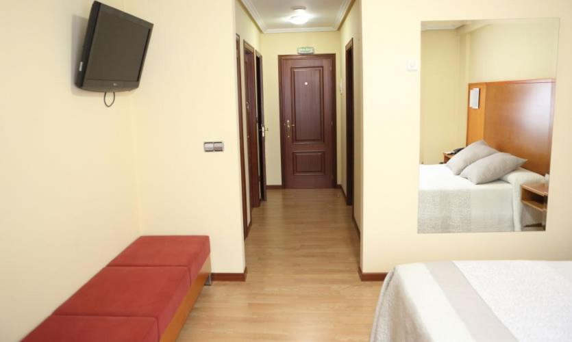 Motel Punta Cana Sigueiro Buitenkant foto
